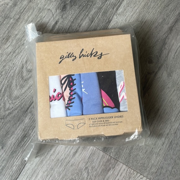 NWT Hollister Gilly Hicks Graphic Cotton Hiphugger Multipack, Multicolour - Picture 2 of 3